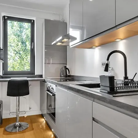 Unlock Apartment, Free Parking Бухарест